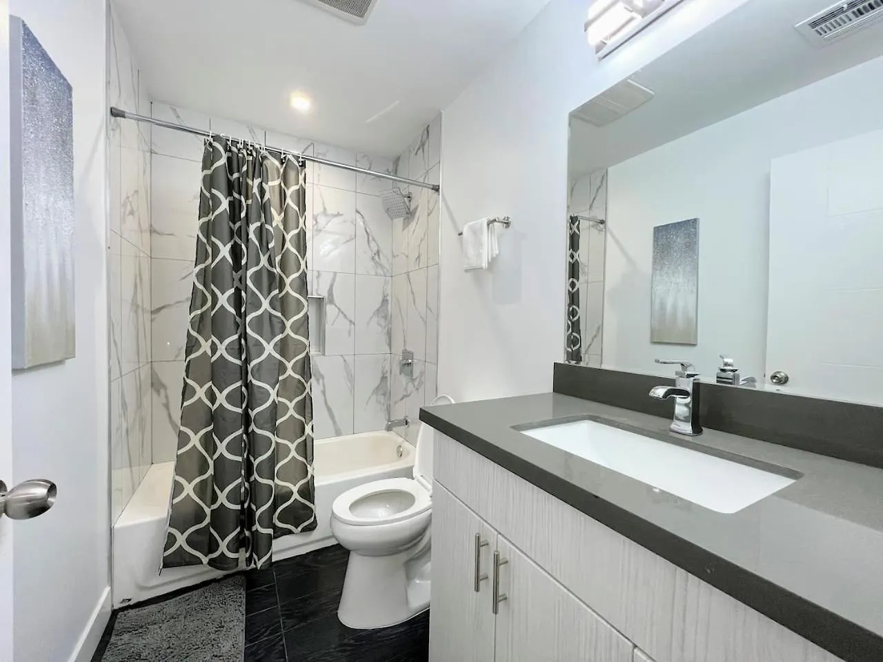 Bright 4Br Stay In The Vibrant K. Town- Oak1 - Lad ロサンゼルス 別荘