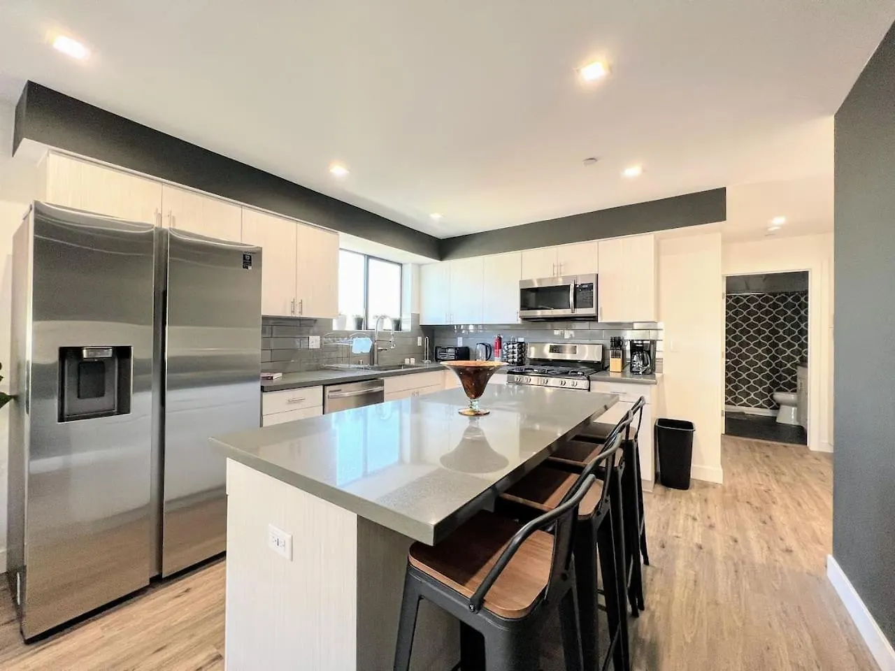 Bright 4Br Stay In The Vibrant K. Town- Oak1 - Lad ロサンゼルス 別荘